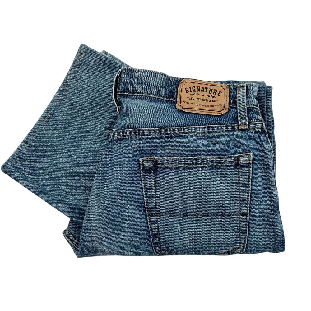 Levi Strauss & Co Signature Womens Bootcut Jeans,‎ Womens Levi Bootcut Leg 249